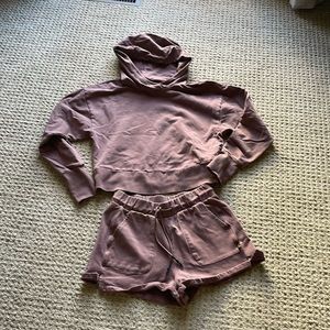 Joylab athleisure set